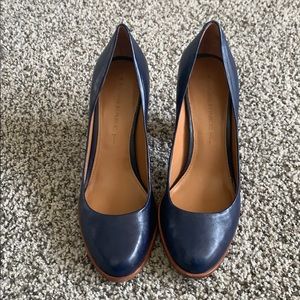 Banana Republic Elin Heel